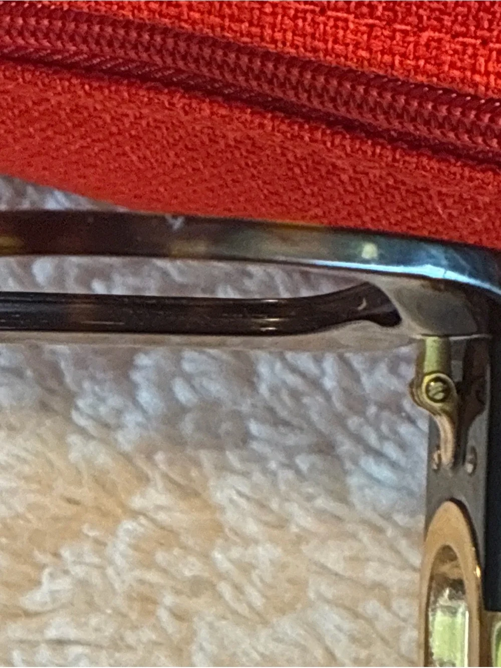 FENDI O'LOCK 40048 Tortoise Oversized Fashion FF Lock Logo Sunglasses FE40048U